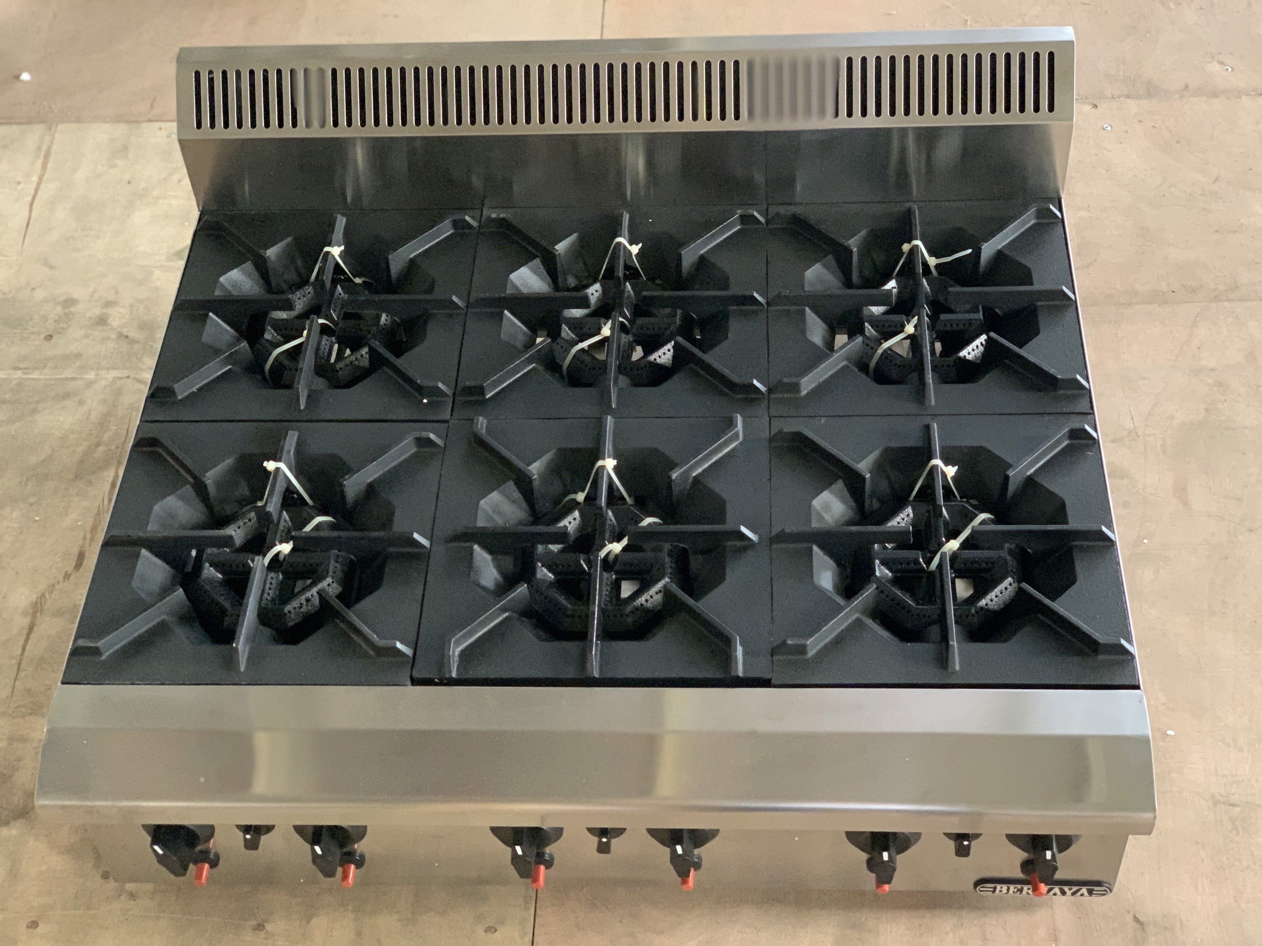 BẾP ÂU 6 HỌNG DÙNG GAS